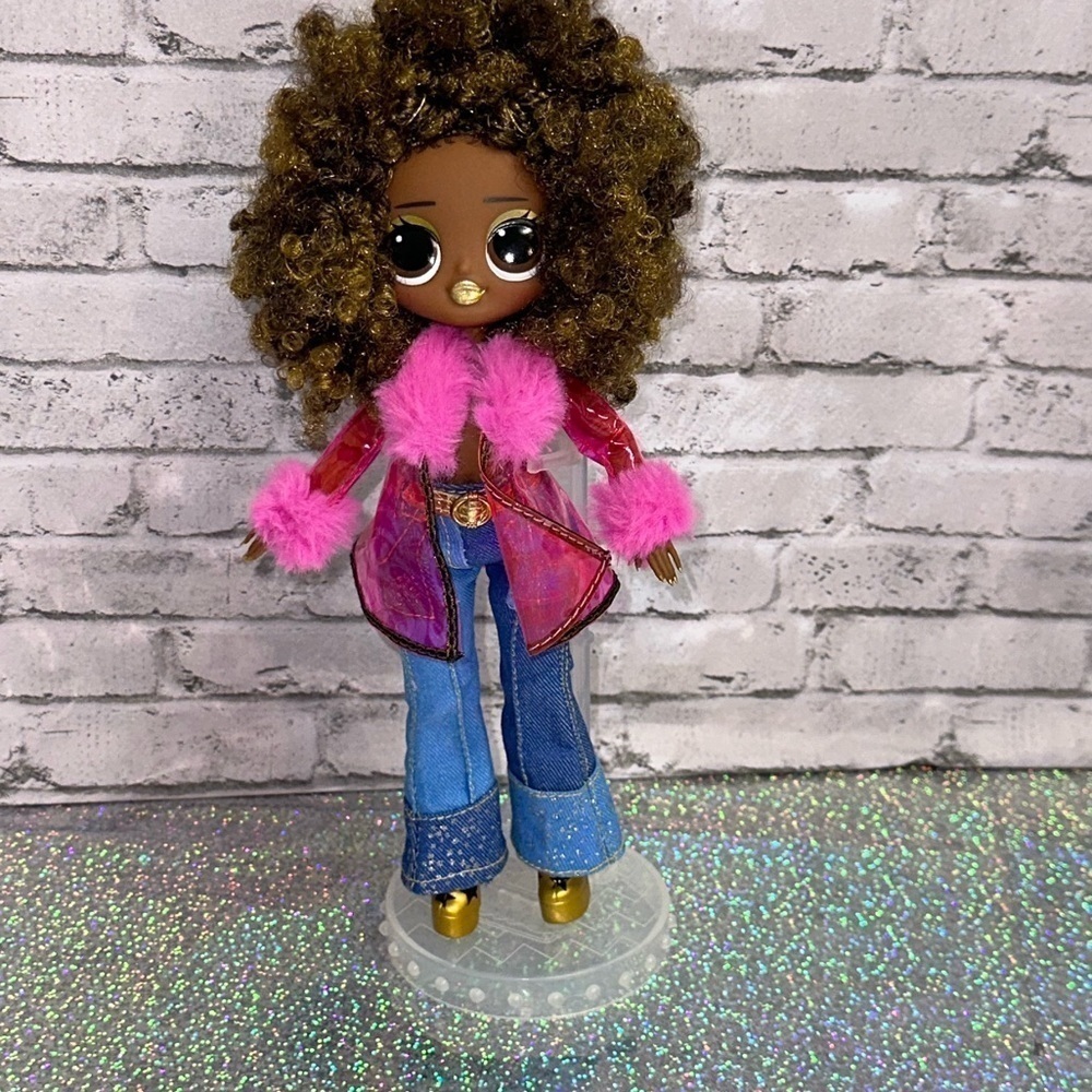 L.O.L. Surprise! LOL Surprise OMG Movie Magic SOUL AGENT Doll Pink Jacket